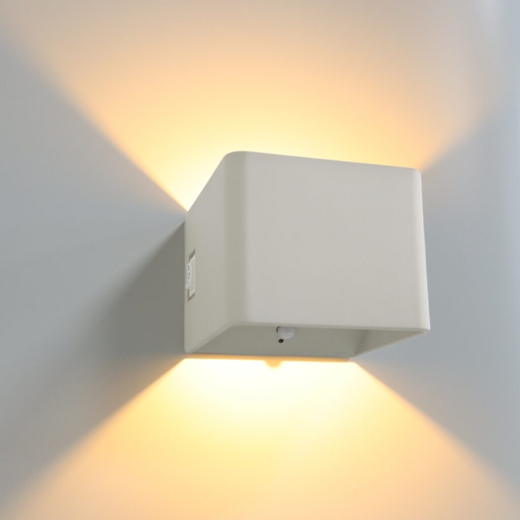 Set 2x Qube Oplaadbaar Wandlamp LED 5Watt GRIJS + PIR bewegingssensor